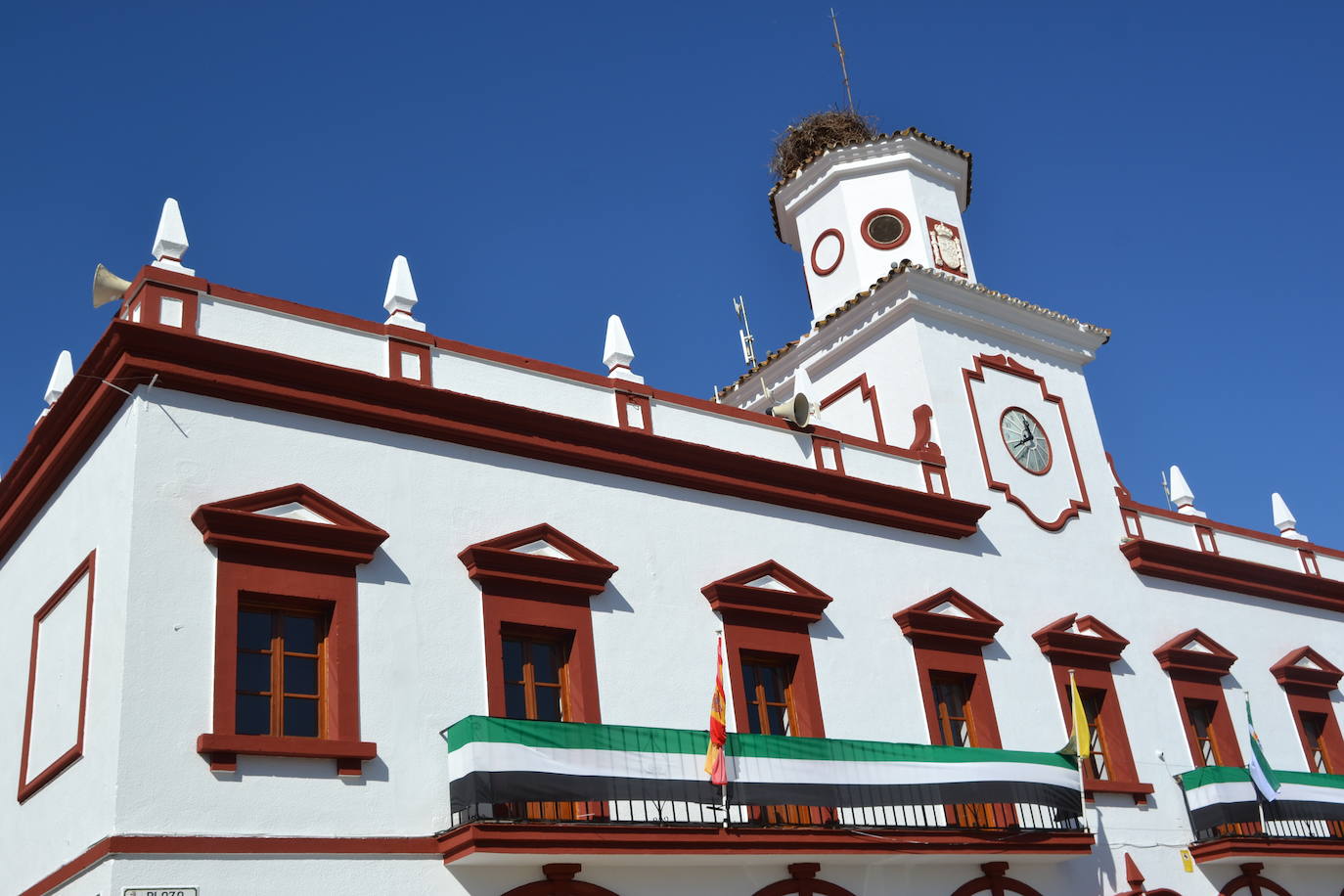 Ayuntamiento de Villanueva del Fresno.