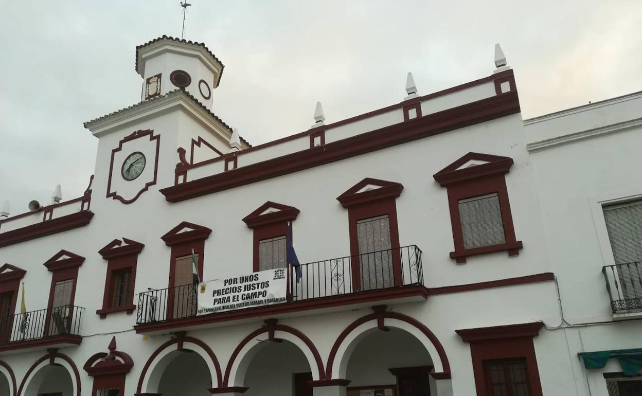 Ayuntamiento local.