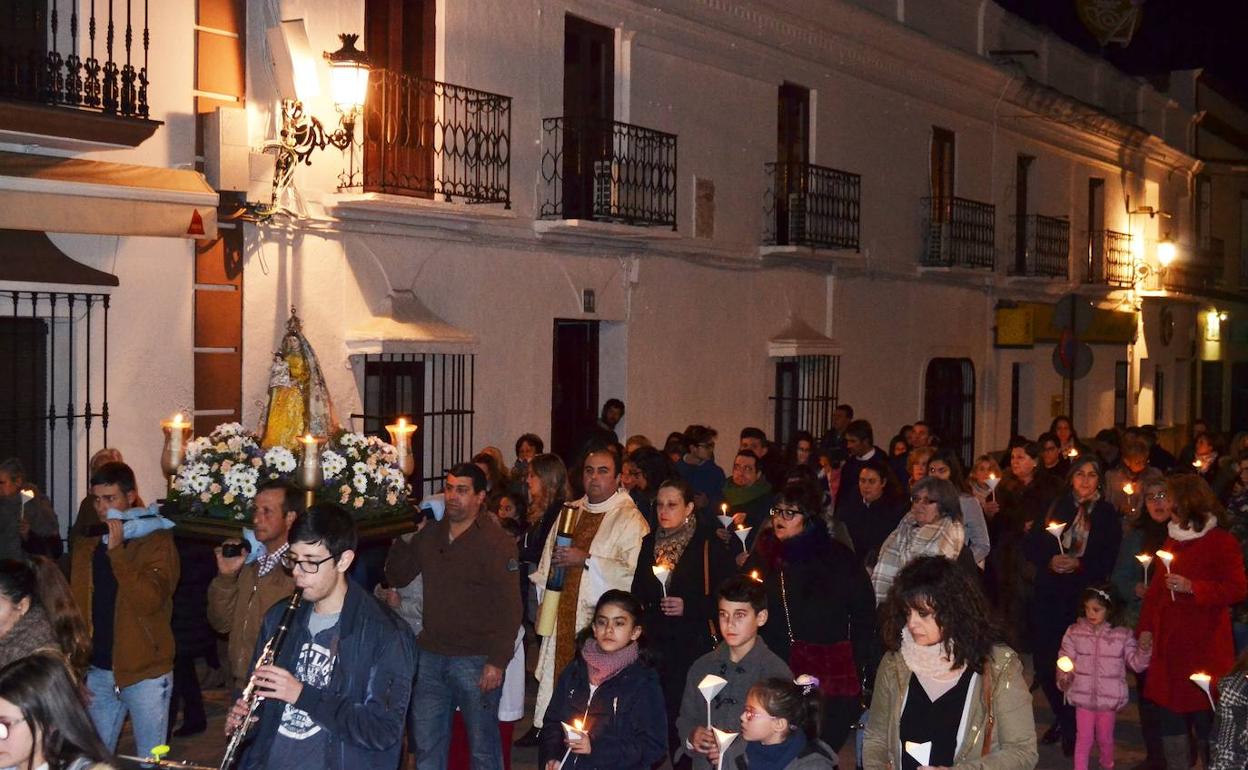 Procesión de las velas de la localidad, imagen de archivo.