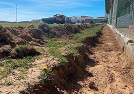 Comienzo de las obras del campo de fútbol.
