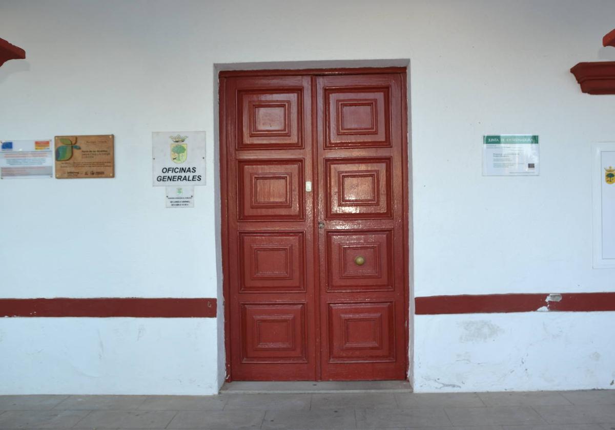 Últimos días para la inscripción en la Guardería y para la Escuela de Adultos