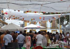 Ambiente en la Feria de Día en la plaza de España, imagen de archivo.