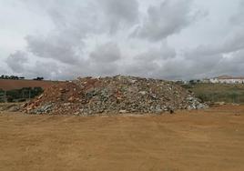 Sector de escombros del punto limpio.