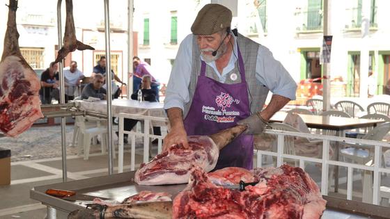 La Asociación 'Manuela Fuentes de Apoyo a las Unidades de Cuidados Paliativos' organiza la II Matanza Didáctica