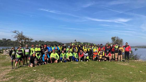 Gurumelos Bike desarrolló la ruta 'Las grullas' en las que se dieron cita 70 ciclistas de España y Portugal