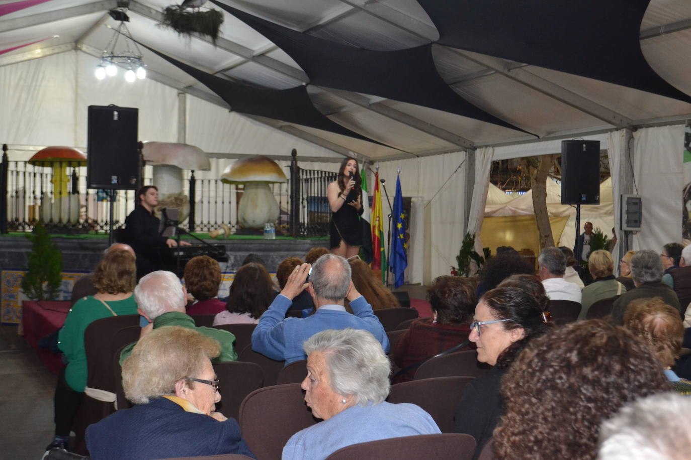 La XVIII Feria del Gurumelo cumple con las expectativas y recibe un aluvión de visitantes