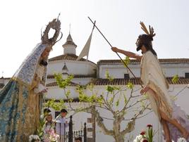 La procesión del Resucitado fue la única que se pudo desarrollar.