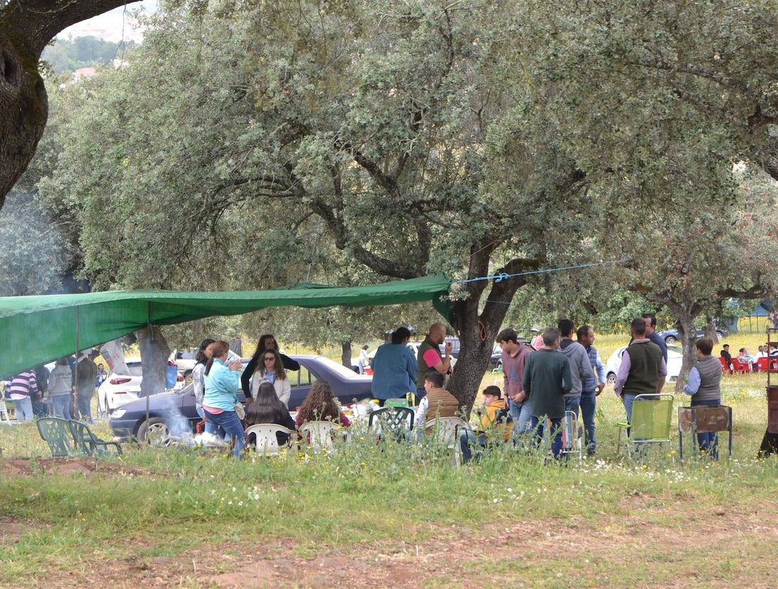 La lluvia respetó la tradicional romería en honor al Patrón San Ginés de la Jara