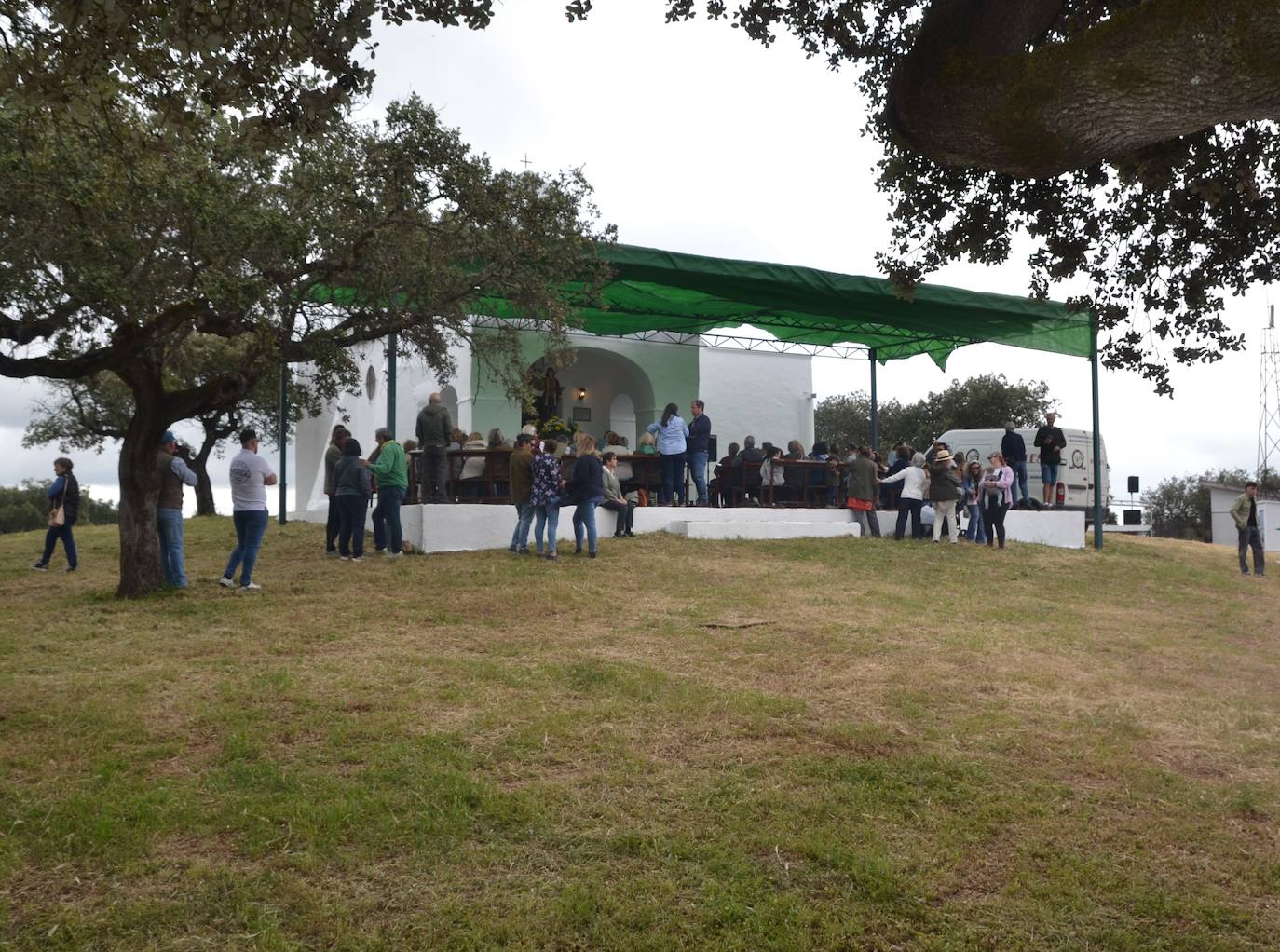La lluvia respetó la tradicional romería en honor al Patrón San Ginés de la Jara