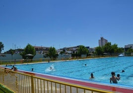 Imagen de archivo de la piscina.