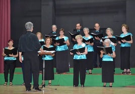 Imagen de archivo de la coral villanovense.