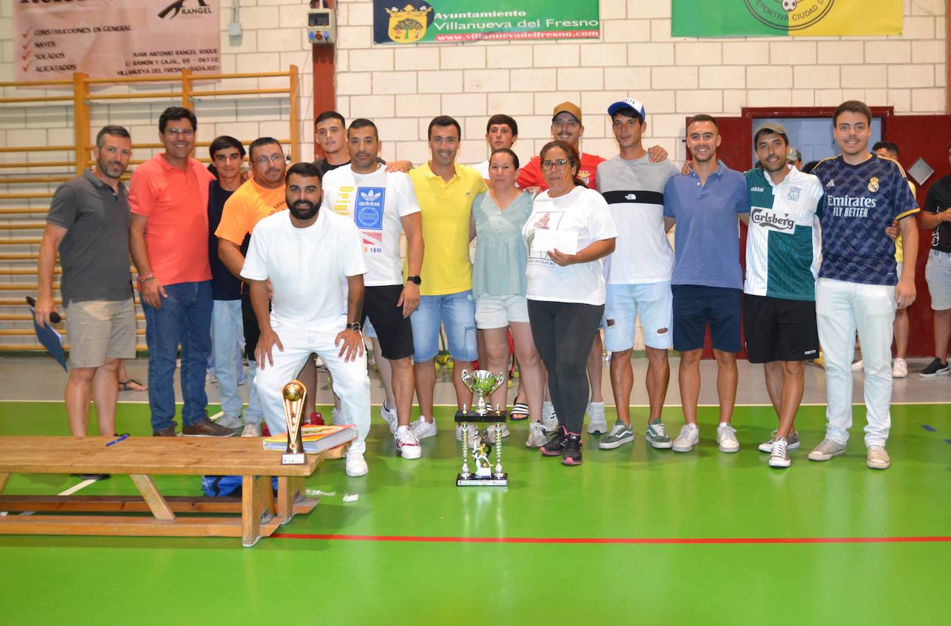 Los finalistas de absoluta del XX Maratón se llevan cada uno 400€ tras la suspensión de la mitad del partido final