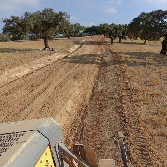 Reparados 11 kilómetros de caminos públicos a través del parque de maquinarias de la Mancomunidad