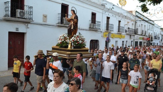 Con la bajada del patrón arrancan cinco intensos días de Ferias y Fiestas