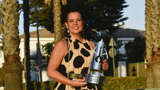 Esther Merino será la gran actuación del Día de Extremadura