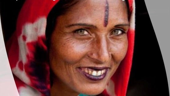 La exposición fotográfica 'Mujer, todos somos una' se puede visitar en la Biblioteca