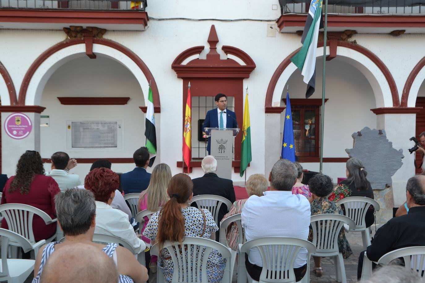 Marcelo Cruz, emocionado y feliz, recibió la Encina de Plata