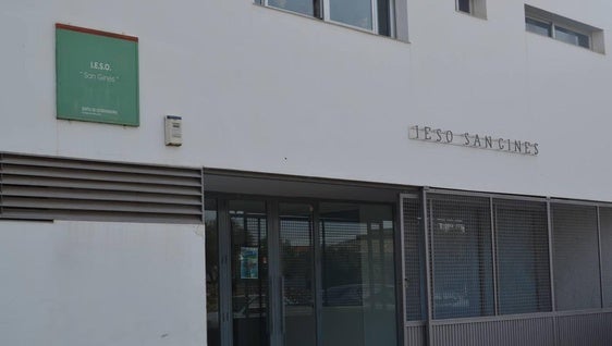 La AMPA del IESO denuncia que la falta de un informático tiene paralizado el uso de ordenadores y tablets en el centro