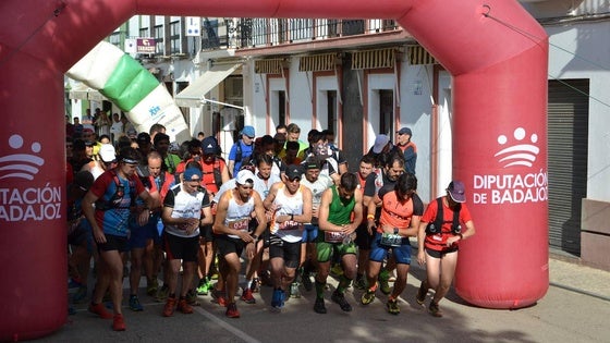 La localidad recibe 1.200 euros de Diputación por el desarrollo del VIII Trail y el XX Maratón de Futsal
