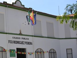Entrada principal del CEIP Francisco Rodríguez Perera.