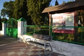 Entrada al parque municipal en cuyo interior se encuentra el CEIP Francisco Rodríguez Perera.