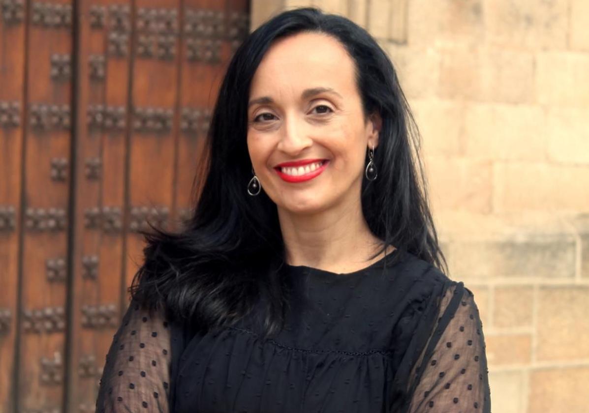 María Rodríguez llega a la localidad con la obra 'Amahl y los visitantes nocturnos' cuyo coro infantil dirige