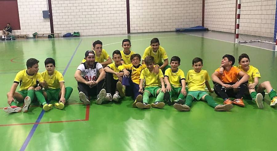 Los ADC Villanueva Infantiles se proclaman campeones tras permanecer invictos en la liga