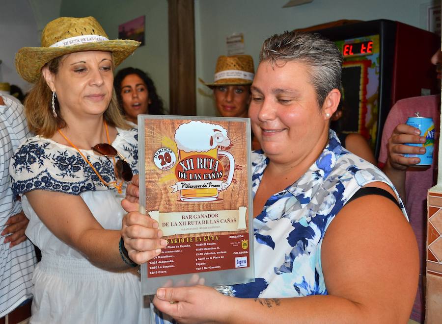 Blén Gómez recibe su premio. A.P