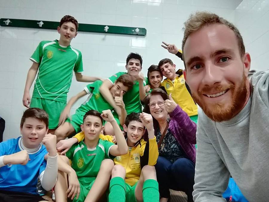 El equipo celebra la victoria. CEDIDA