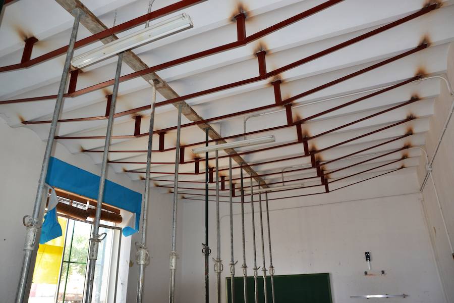 Vigas colocadas para el refuerzo estructural. A.P