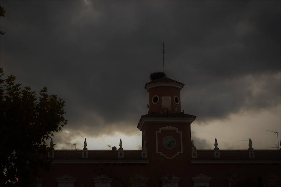 Nubosidad intensa en la localidad, imagen de archivo. A.P