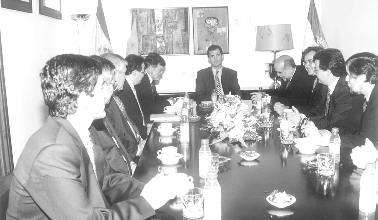 12.06.1996. Felipe en la Asamblea de Extremadura