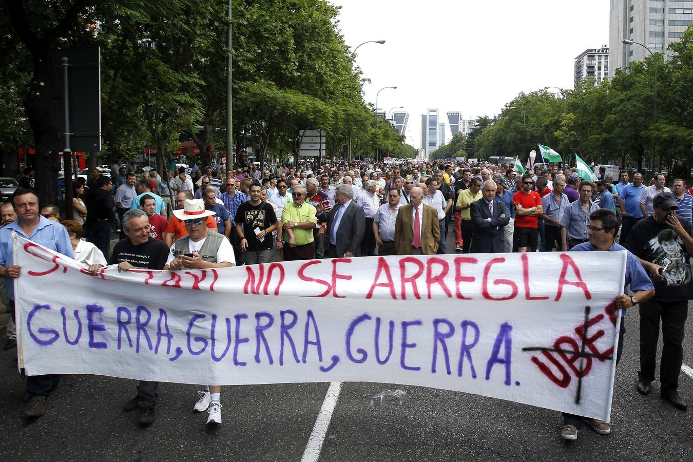 Los taxis europeos suben la bandera contra Uber