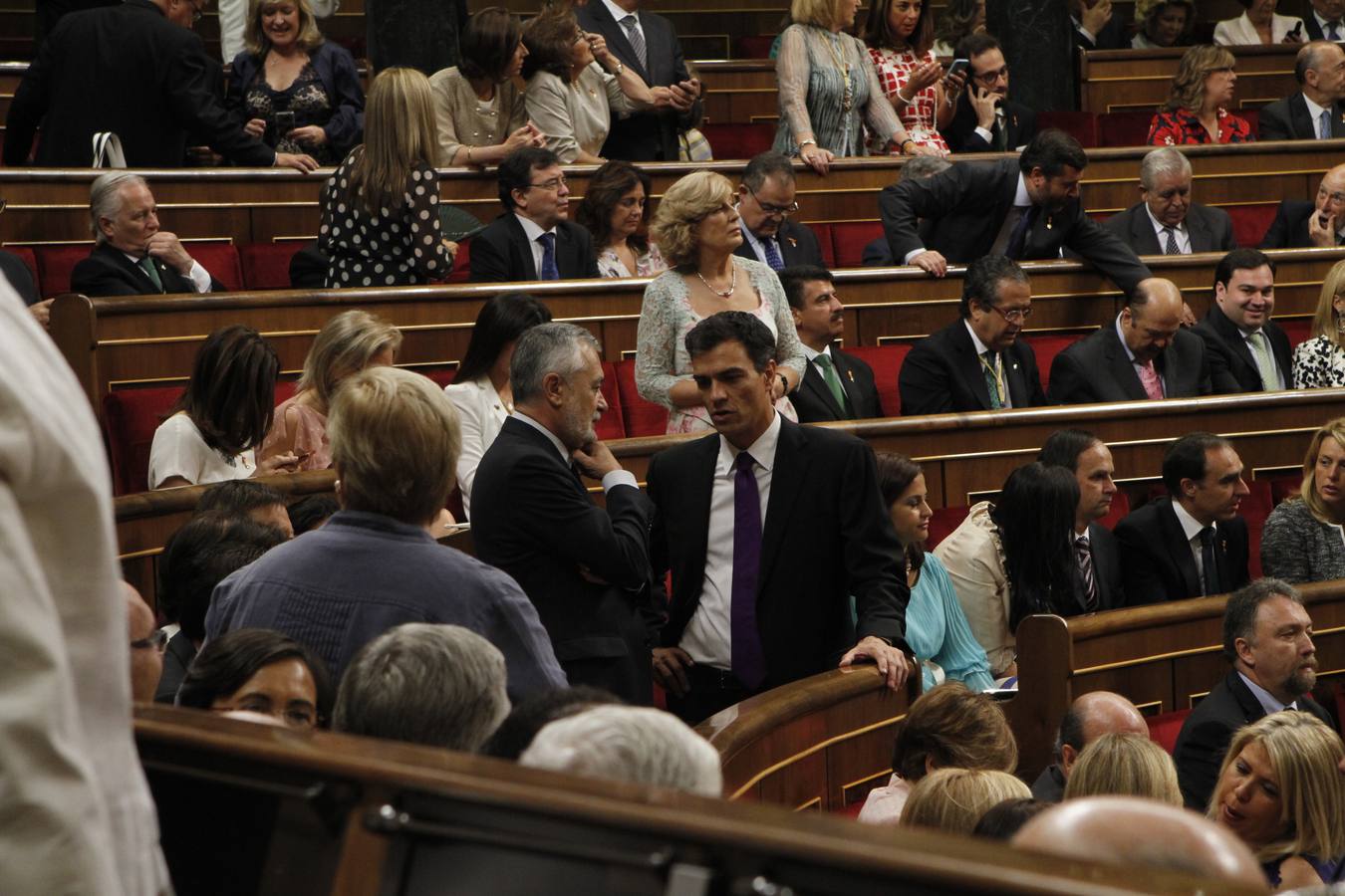 Felipe VI jura la Constitución ante las Cortes