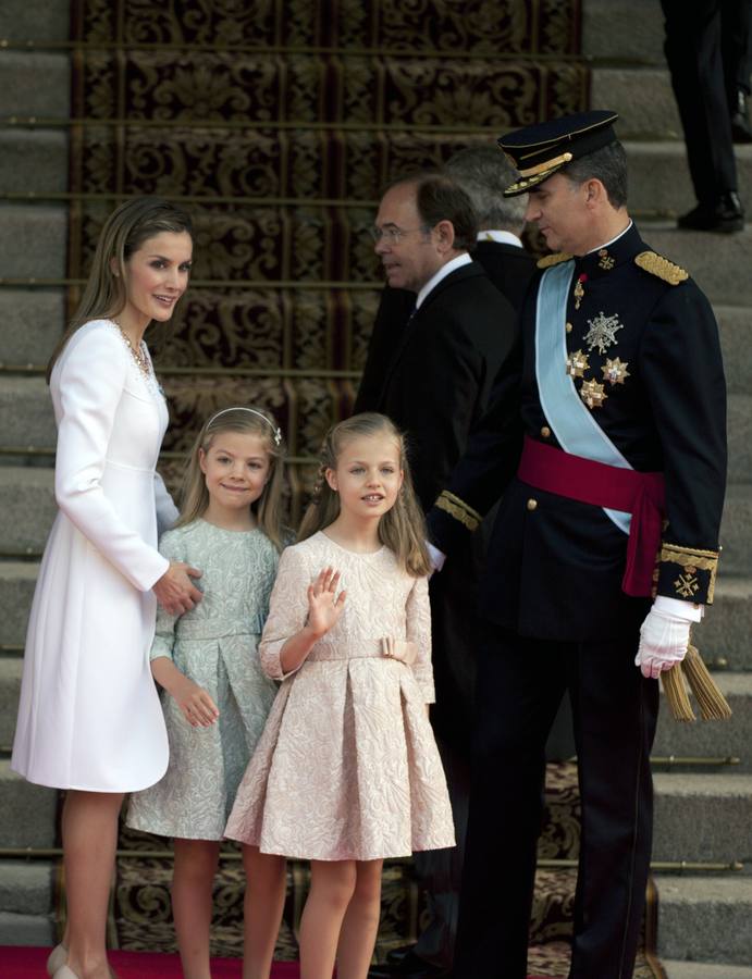 Las pequeñas protagonistas de la proclamación