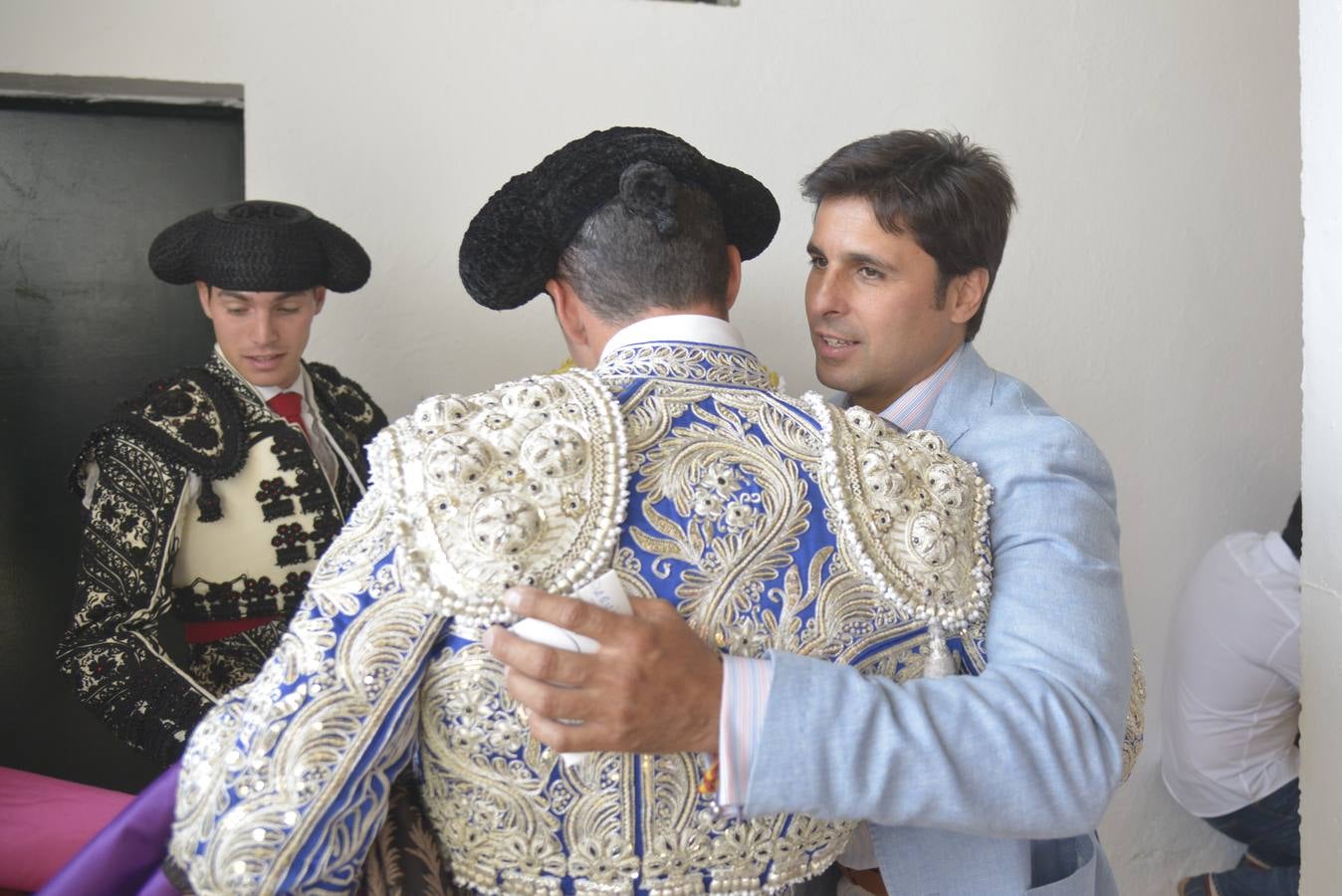 Perera y Campos salen a hombros en Badajoz