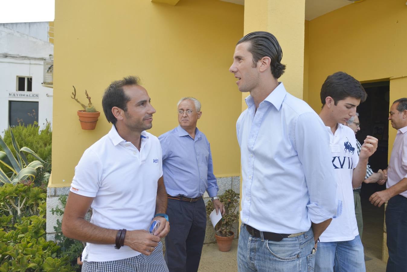 Perera y Campos salen a hombros en Badajoz