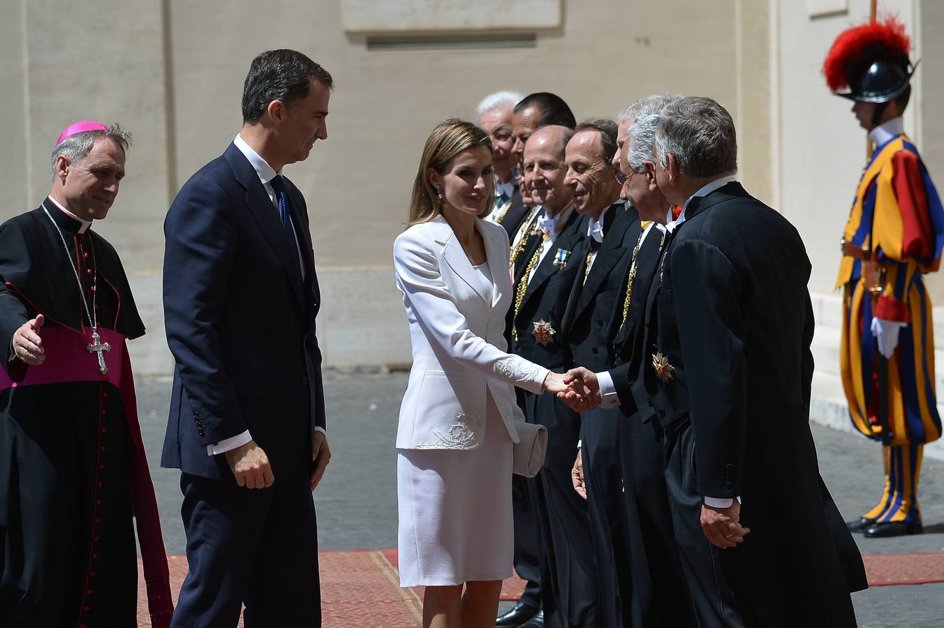 La agenda internacional de Felipe VI y Letizia se inaugura con una audiencia con Francisco en el Vaticano