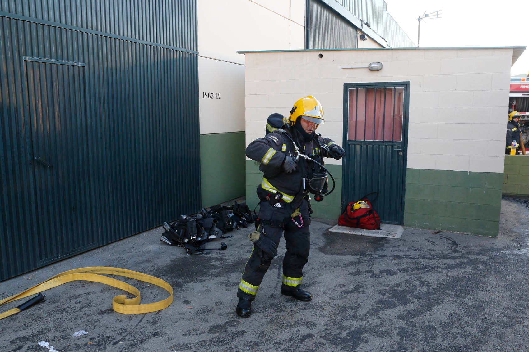 Arden varias naves de una compañía oleícola en Plasencia