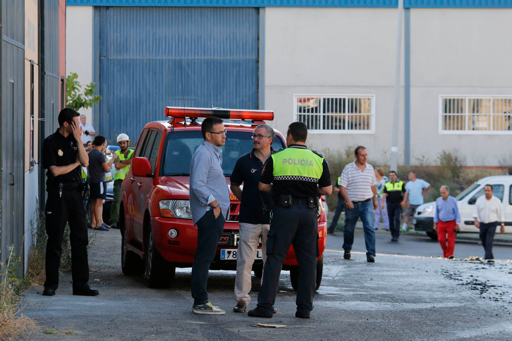 Arden varias naves de una compañía oleícola en Plasencia