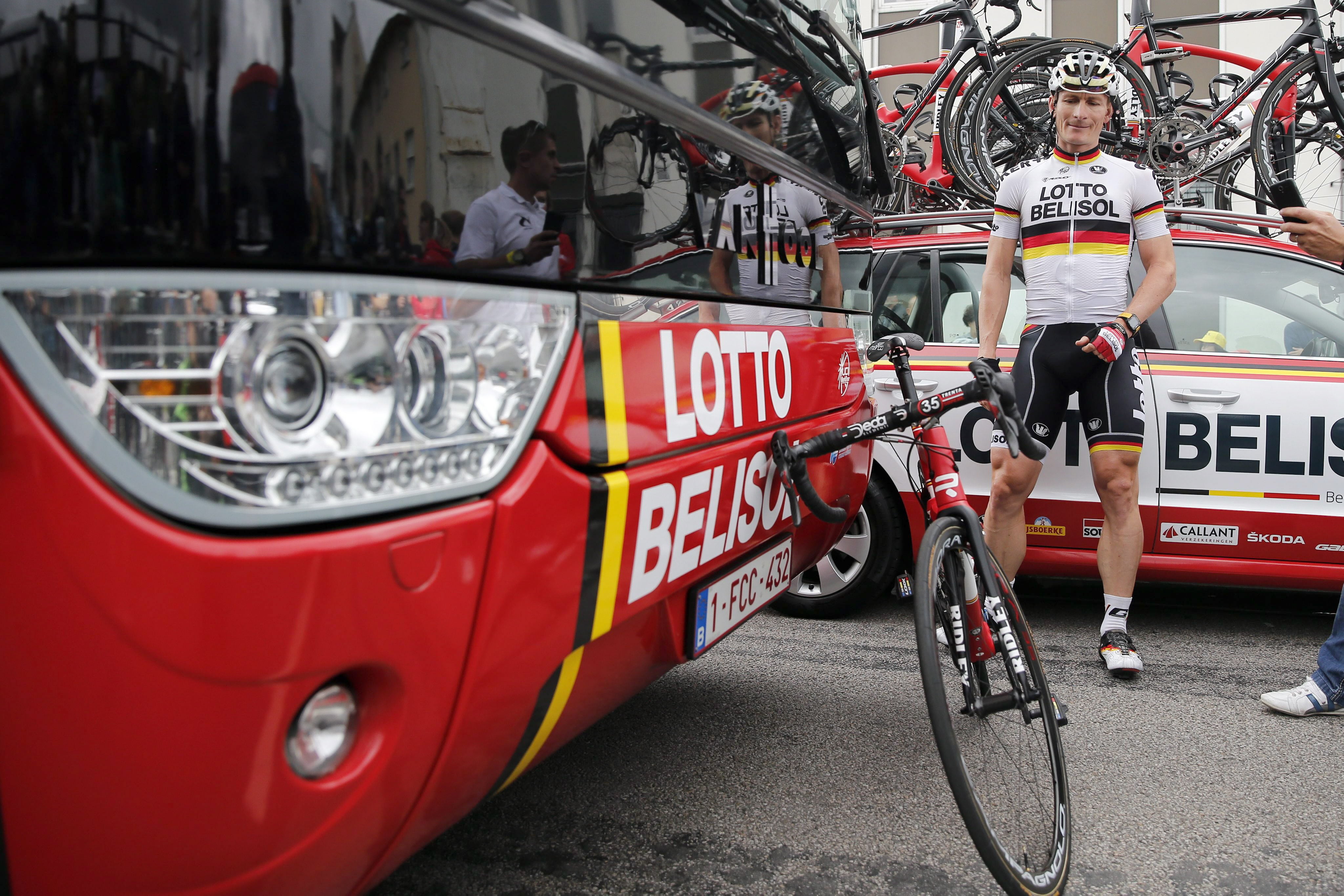 Martin gana la 9ª etapa del Tour de Francia; Gallopin es nuevo líder