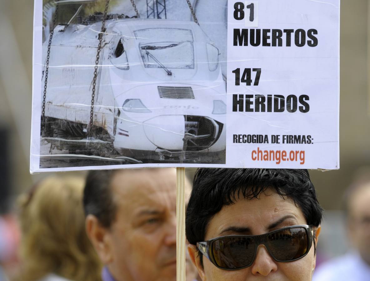 Las víctimas del Alvia se unen en el dolor