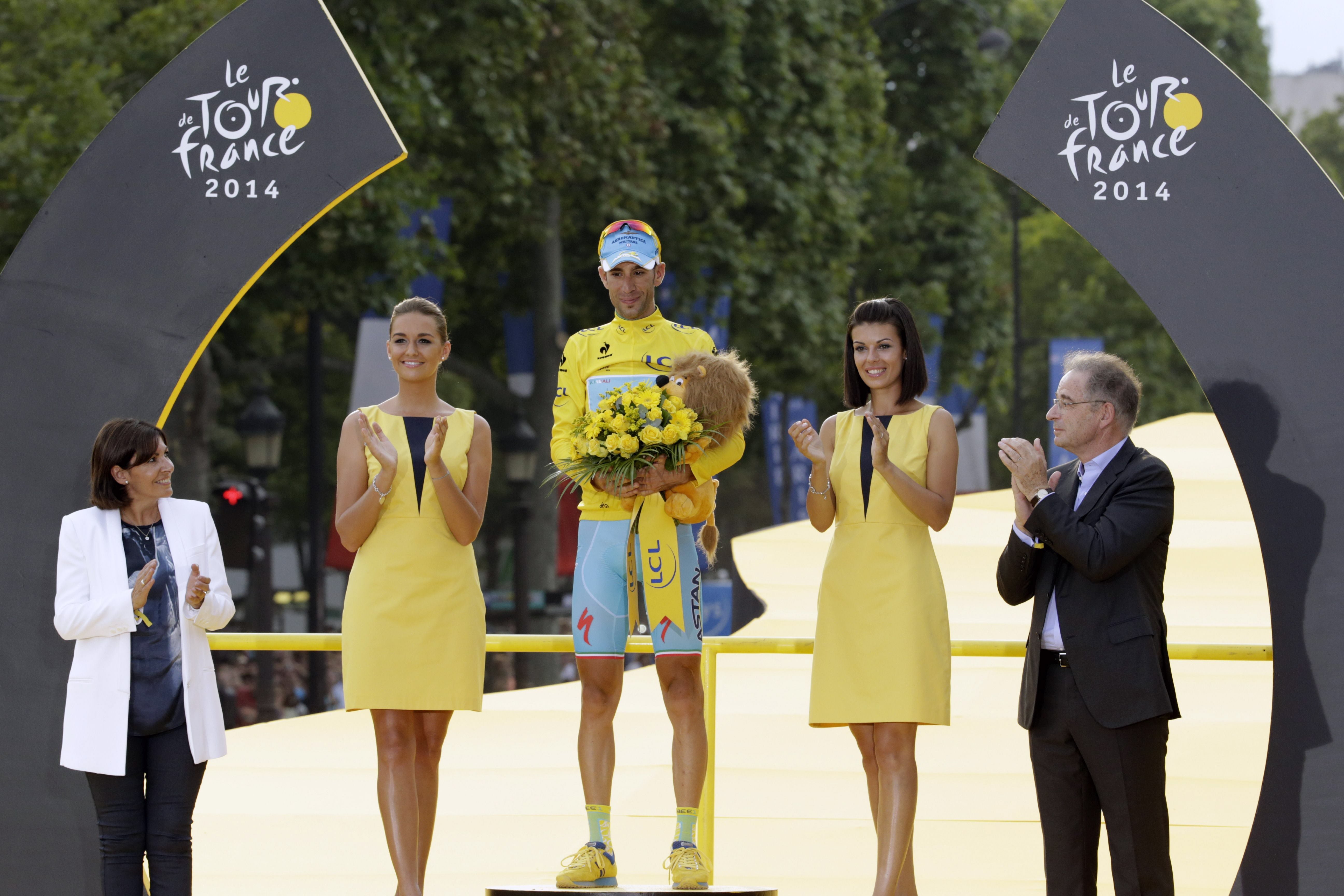 Nibali, en el podio final.