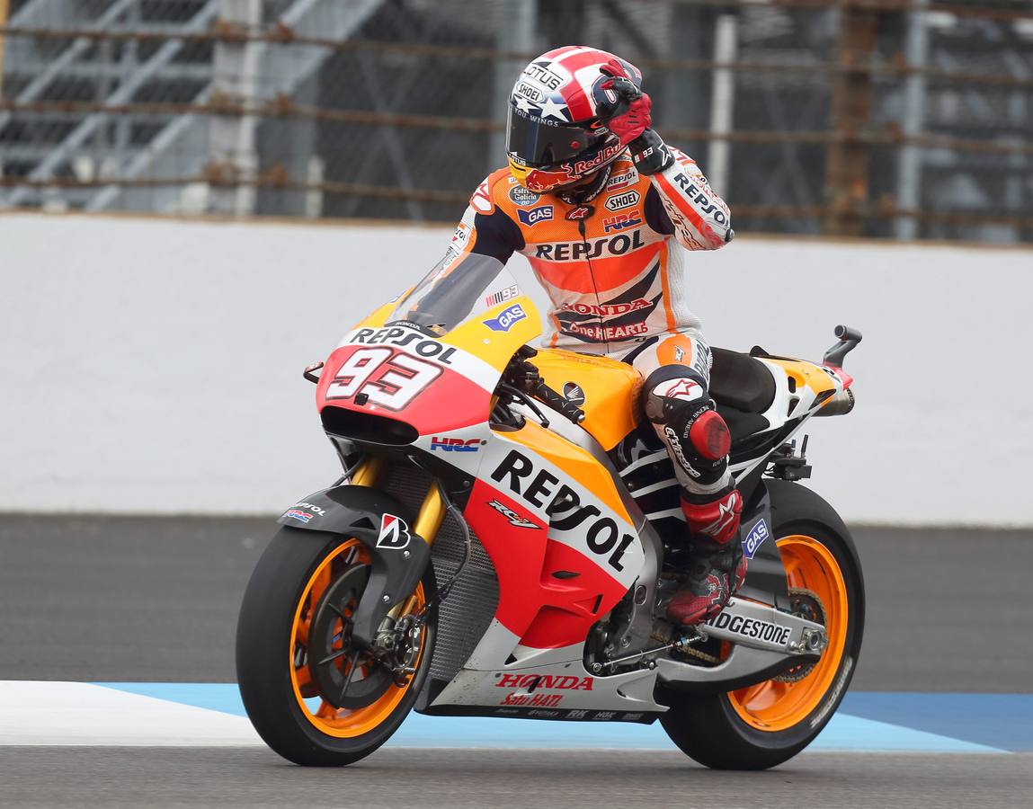 Domingo 10 de agosto: Márquez, a ritmo de pleno, logra la victoria centenaria española en MotoGP y la quingentésima nacional en el Mundial. EFE/EPA/PAUL BUCK