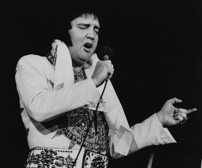 Sábado 16 de agosto: 37 años sin el Rey del Rock, Elvis Presley. Archivo