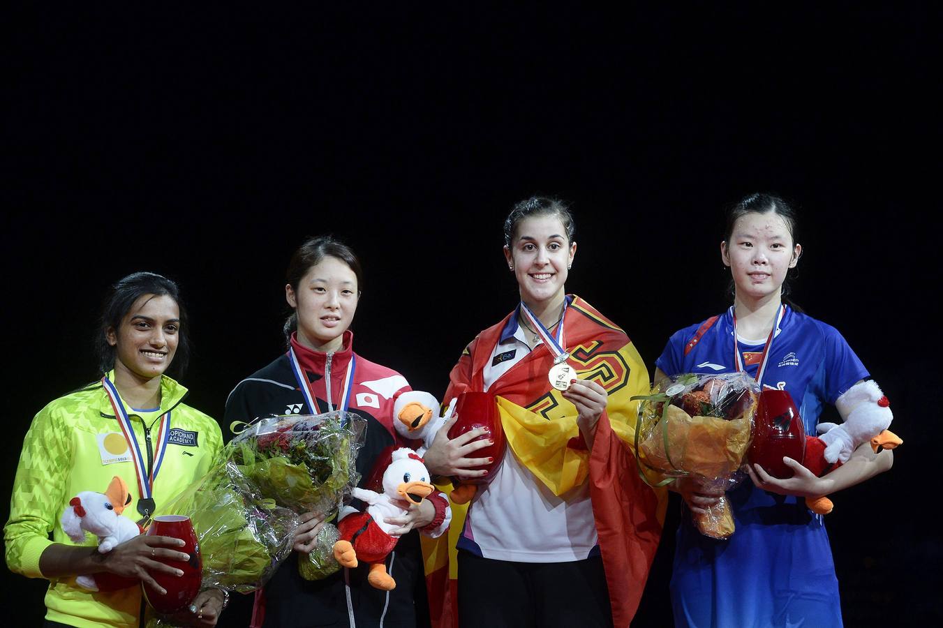 Domingo, 31 de agosto. La española Carolina Marín gana ante la china Li Xuerui, número uno, la final femenina del Campeonato Mundial de Bádminton en Copenhague. Foto: Agencias.