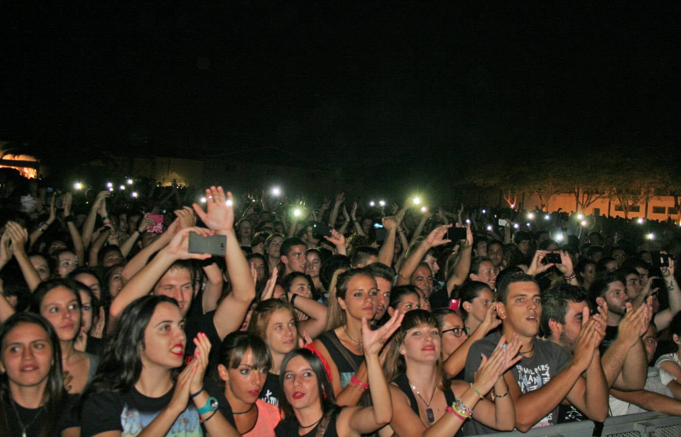 Sábado 6 de septiembre. Concierto de Extremoduro en Don Benito. Con más de tres horas de concierto, la banda placentina quiso dejar su sello inconfundible en la feria dombenitense.Fotos: Fran Horrillo