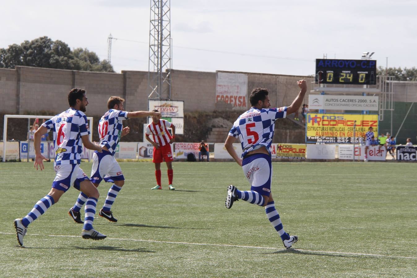 Victoria del Arroyo ante el Almería B (1-0)