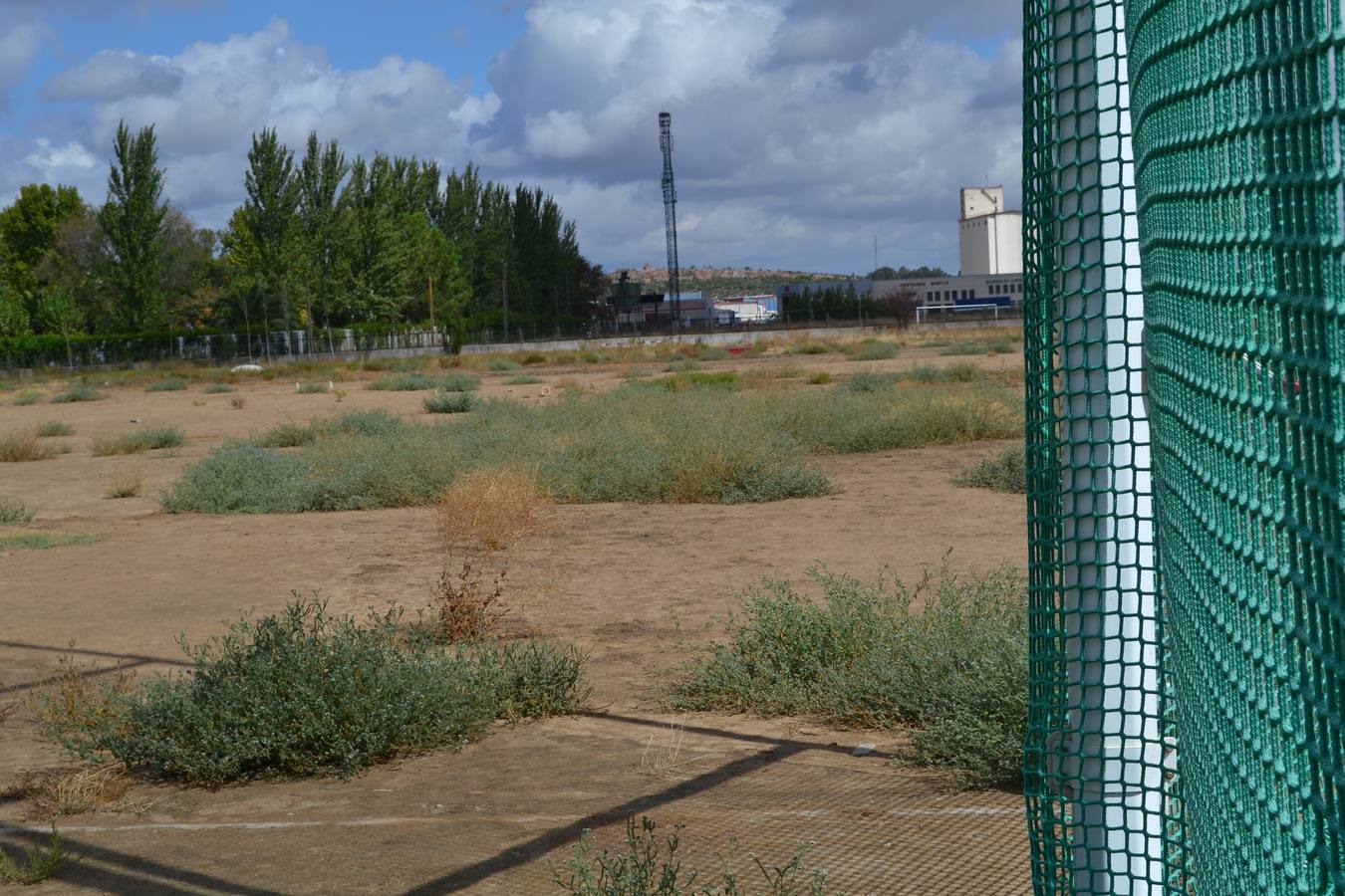 Estado de las instalaciones del Club de Atletismo de Montijo