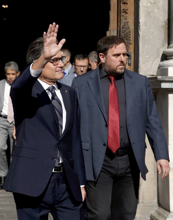 Artur Mas firma la convocatoria de la consulta